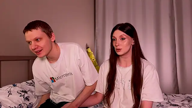 Snapshot of eternal_dream_ chatting on February 25, 8:19 pm eternal dream  online show from February 25, 8:19 pm