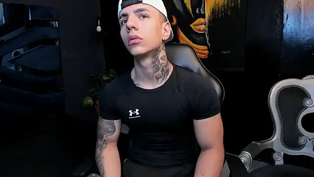 Flynn Riider online show from October 30, 5:13 pm