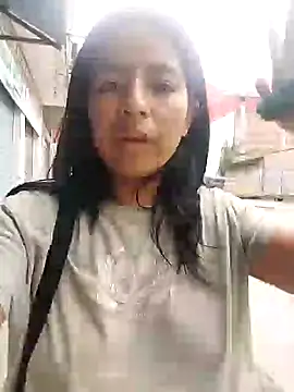 Danna-linyi online show from January 10, 8:15 pm