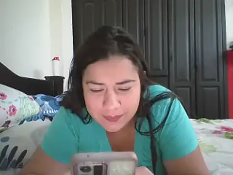 kivylovehot online show from January 11, 4:57 pm