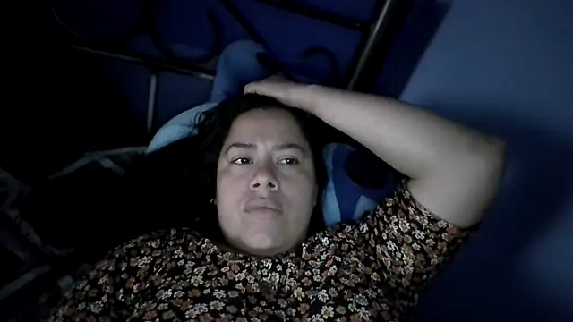 kivylovehot online show from April 27, 12:58 pm