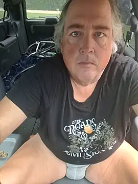 Snapshot of Bus310A chatting on September 23, 3:26 pm Bus310A online show from September 23, 3:26 pm