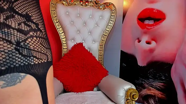 Snapshot of slutty_venus chatting on December 27, 11:31 pm slutty venus online show from December 27, 11:31 pm