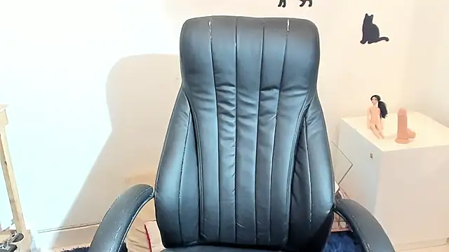 sweetnea online show from February 6, 3:06 am