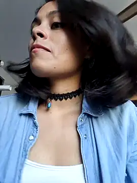 Snapshot of sweet_aphrodite69 chatting on December 17, 8:43 pm sweet aphrodite69 online show from December 17, 8:43 pm