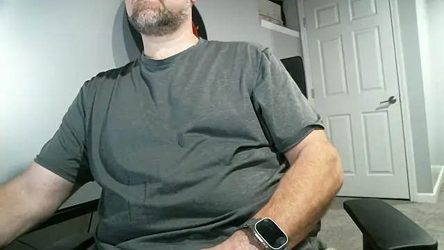 Snapshot of _magictouch_ chatting on December 13, 7:32 pm magictouch online show from December 13, 7:32 pm