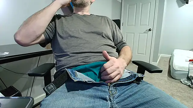 Snapshot of _magictouch_ chatting on December 15, 3:45 am magictouch online show from December 15, 3:45 am