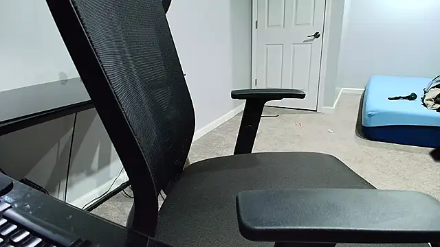 Snapshot of _magictouch_ chatting on December 18, 8:36 pm magictouch online show from December 18, 8:36 pm