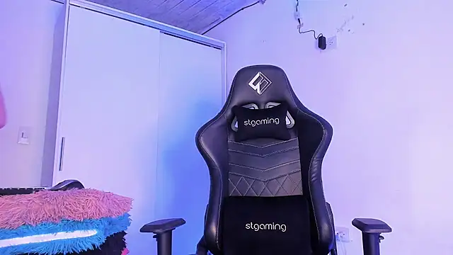 Dulce smith 1 online show from March 3, 12:39 am