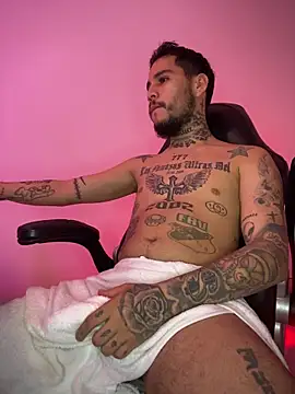 Junihn0 online show from November 17, 9:09 pm