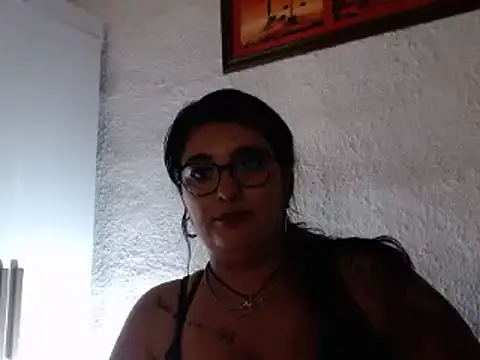 infiernowoman23 online show from December 26, 6:09 am