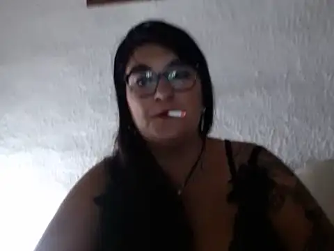 infiernowoman23 online show from December 27, 4:04 am