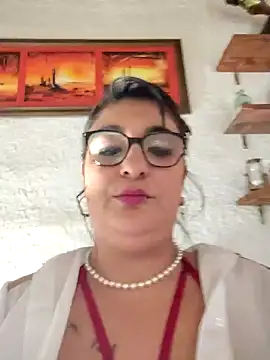 infiernowoman23 online show from January 4, 6:51 pm