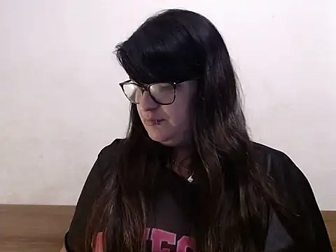 infiernowoman23 online show from February 18, 4:48 am