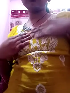 Snapshot of Cute-Anamika50 chatting on January 11, 5:52 am Cute-Anamika50 online show from January 11, 5:52 am