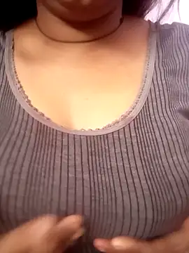 Snapshot of Cute-Anamika50 chatting on February 13, 4:22 am Cute-Anamika50 online show from February 13, 4:22 am