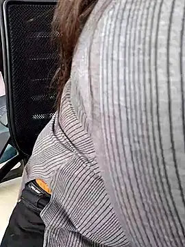 Snapshot of Cute-Anamika50 chatting on February 15, 10:22 am Cute-Anamika50 online show from February 15, 10:22 am