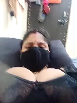 Cute-Aadhvita online show from November 9, 9:24 pm