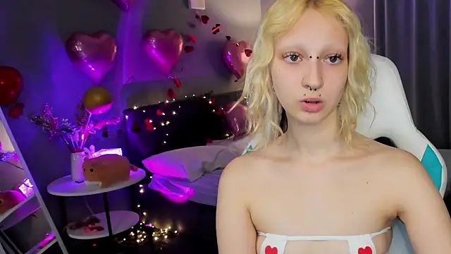 Lexy-Woorhez online show from February 26, 1:30 pm