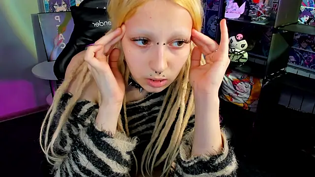 Lexy-Woorhez online show from March 10, 1:32 pm