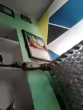 Snapshot of kajalkanojia chatting on February 28, 9:58 am kajalkanojia online show from February 28, 9:58 am