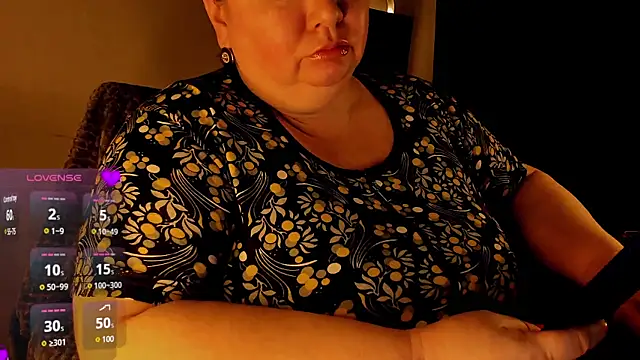 SexxyDreams1 online show from February 14, 11:53 pm