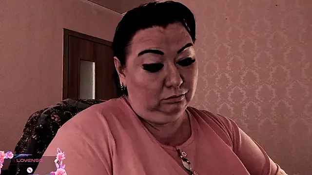 SexxyDreams1 online show from December 17, 7:25 am