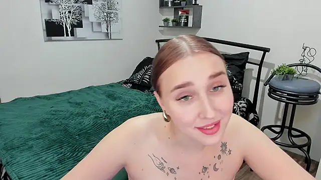 LinaTruly online show from February 12, 12:48 am