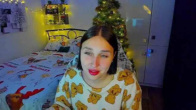 LinaTruly online show from December 15, 10:14 pm