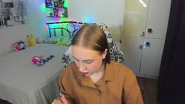 Snapshot of LinaTruly chatting on May 19, 9:21 pm LinaTruly online show from May 19, 9:21 pm