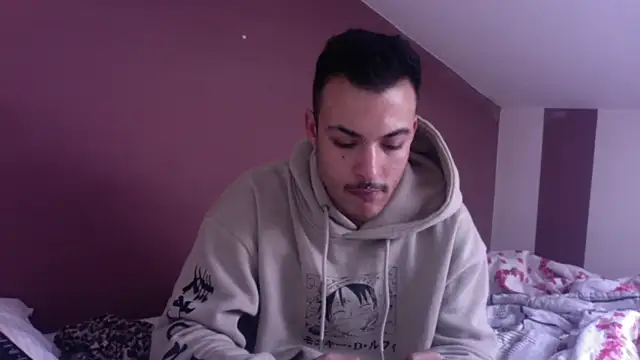 Snapshot of FTM98xxx chatting on March 16, 1:04 pm FTM98xxx online show from March 16, 1:04 pm