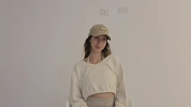 jolie lov online show from November 7, 1:44 pm