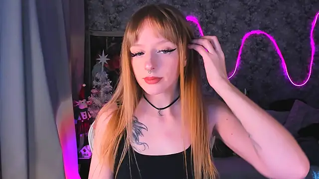 Snapshot of Inma_Lewdness chatting on December 22, 11:44 am Inma Lewdness online show from December 22, 11:44 am