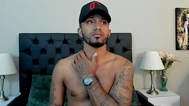 Snapshot of Robin_Rief chatting on September 13, 3:28 am Robin Rief online show from September 13, 3:28 am