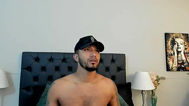 Snapshot of Robin_Rief chatting on September 16, 3:40 am Robin Rief online show from September 16, 3:40 am