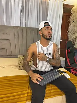 Robin Rief online show from February 9, 3:54 am