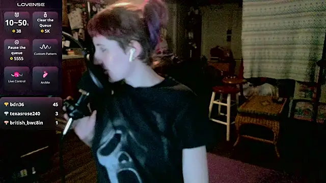  hellostormy  online show from March 3, 10:17 am