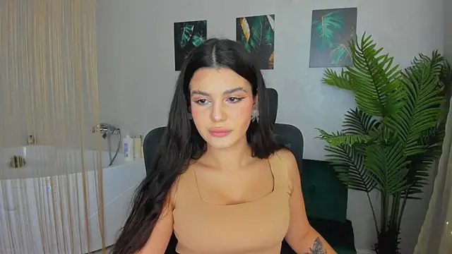 AlluringAriel online show from February 12, 3:40 am