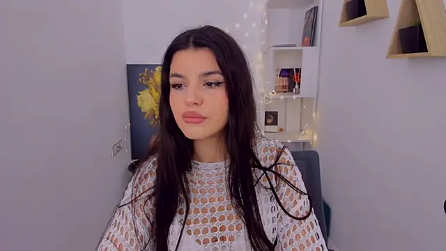 AlluringAriel online show from March 15, 6:36 am