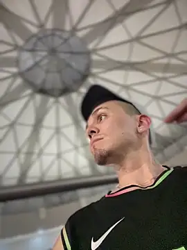 adam-rivera online show from September 13, 2:33 am