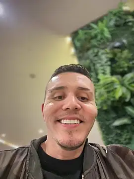 adam-rivera online show from September 25, 2:04 am