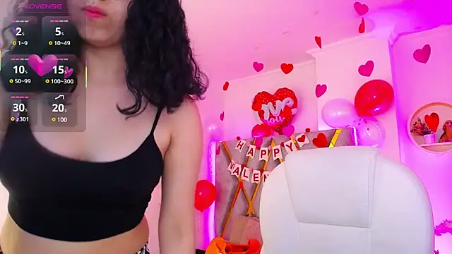 Aurora Brownn online show from February 14, 4:15 am