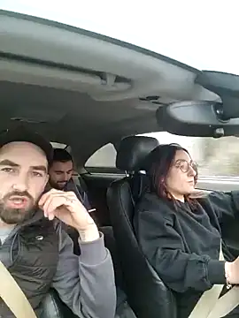 Snapshot of La_Chaudasse_98 chatting on January 4, 9:43 am La Chaudasse 98 online show from January 4, 9:43 am