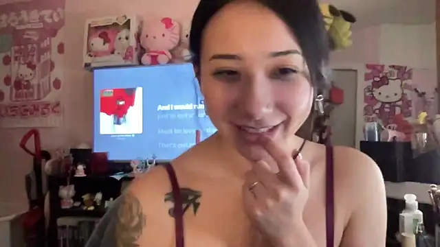 Snapshot of tokyobaby chatting on December 17, 10:22 pm tokyobaby online show from December 17, 10:22 pm