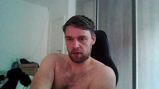 Snapshot of The_big_viking_ chatting on June 16, 12:19 pm The big viking online show from June 16, 12:19 pm