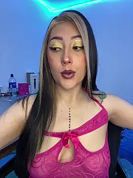 Luna SofiaXX online show from May 17, 5:49 am