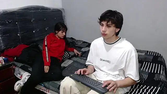 pervertsteens3 online show from December 22, 4:50 am