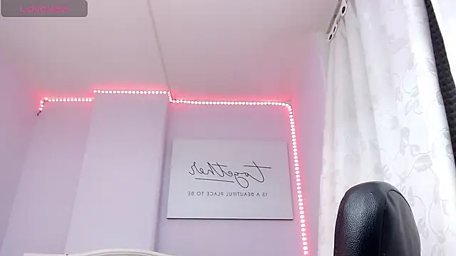 cami fire online show from February 20, 11:32 pm