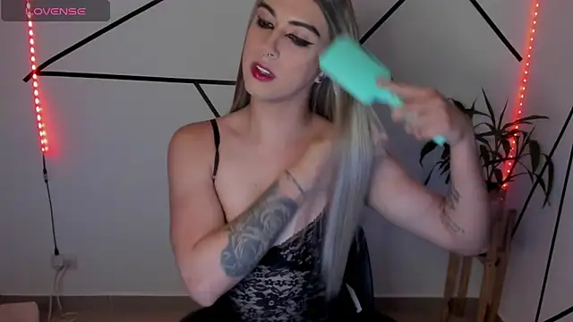 ashley sans2000 online show from October 7, 10:23 am