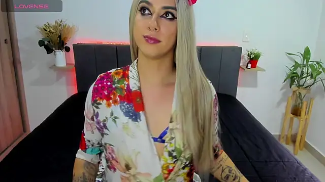 ashley sans2000 online show from November 4, 6:07 pm